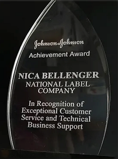 Johnson & Johnson Achievement Award presented to Nica Bellenger